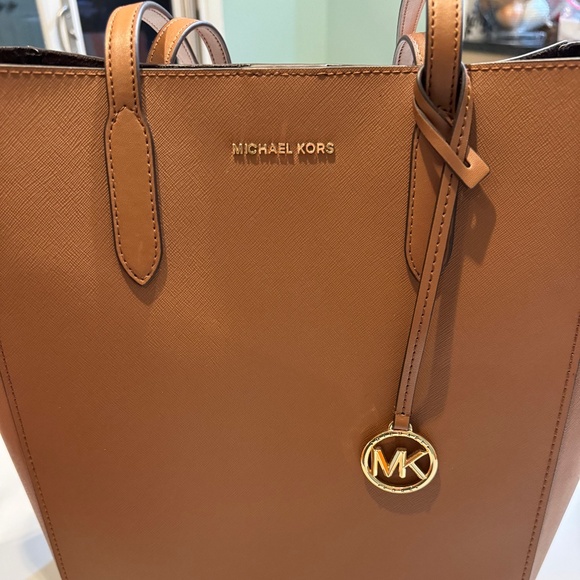 Michael Kors Sinclair Large North South Shopper Tote - Picture 1 of 12